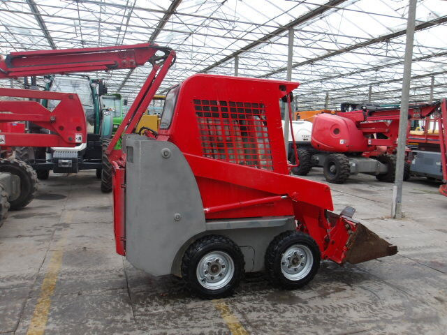 Gehl 1640 - شيول صغير: صور 2 Gehl 1640 - شيول صغير: صور 2