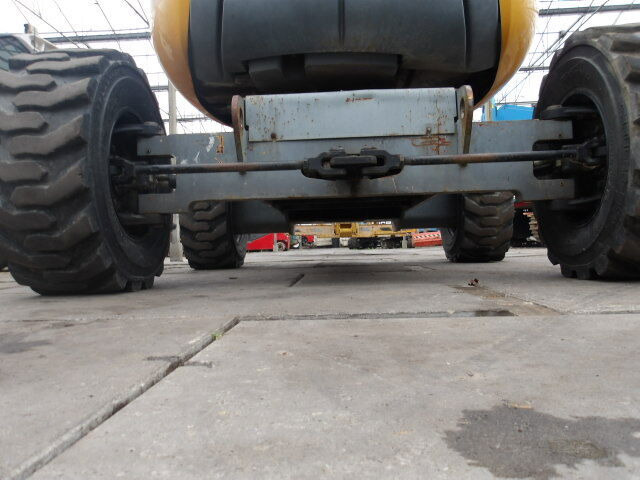 Haulotte HA16SPX 4WD - رافعات سلة مفصلية: صور 3 Haulotte HA16SPX 4WD - رافعات سلة مفصلية: صور 3