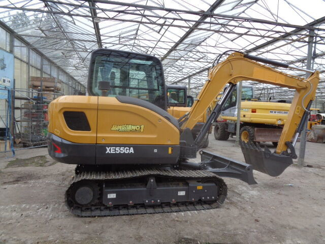 Kubota XE55GA - حفارة مصغرة: صور 2 Kubota XE55GA - حفارة مصغرة: صور 2