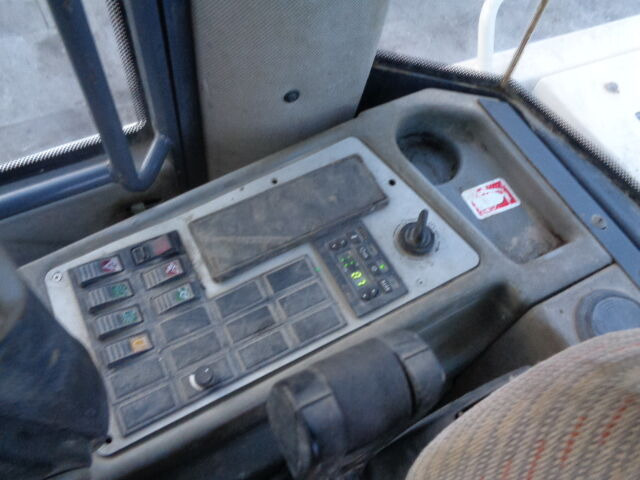 Terex TL160 - اللودر بعجل: صور 4 Terex TL160 - اللودر بعجل: صور 4