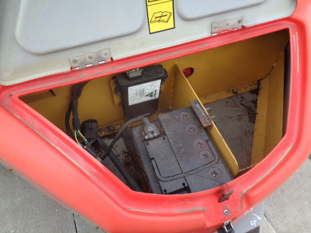 Vermeer BC600XL - ماكينة تقطيع الأغصان: صور 3 Vermeer BC600XL - ماكينة تقطيع الأغصان: صور 3