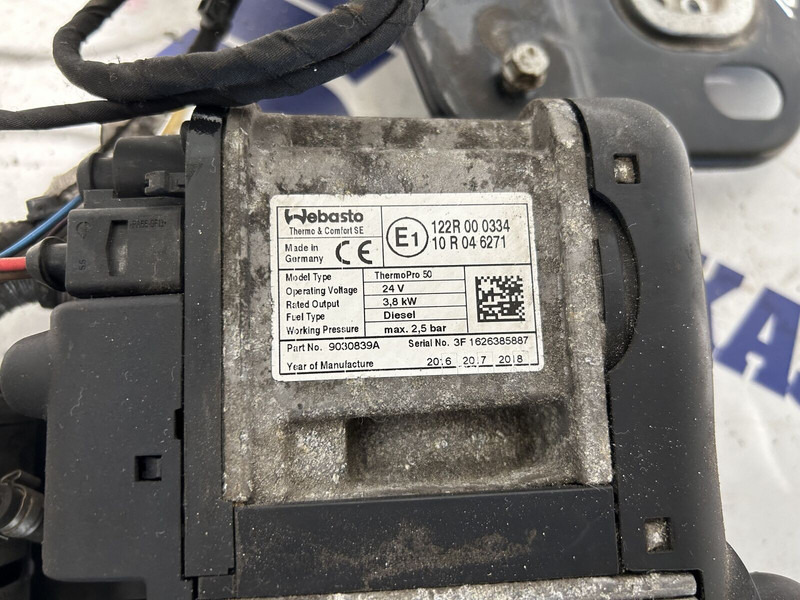 Mercedes-Benz 3.8kW - التدفئة / التهوية - شاحنة: صور 4 Mercedes-Benz 3.8kW - التدفئة / التهوية - شاحنة: صور 4