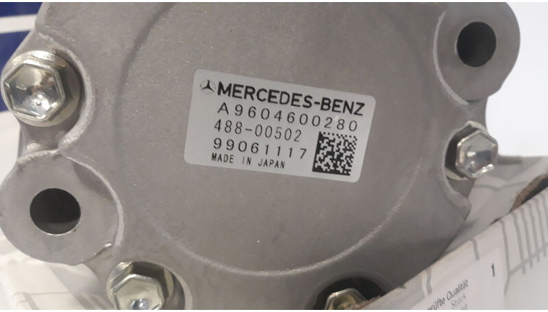 Mercedes-Benz Actros - مضخة التوجيه - شاحنة: صور 4 Mercedes-Benz Actros - مضخة التوجيه - شاحنة: صور 4