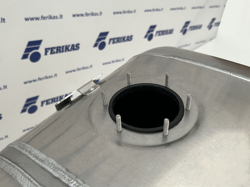 Mercedes-Benz Fuel tank 680L + 120L AdBlue - خزان وقود - شاحنة: صور 5 Mercedes-Benz Fuel tank 680L + 120L AdBlue - خزان وقود - شاحنة: صور 5