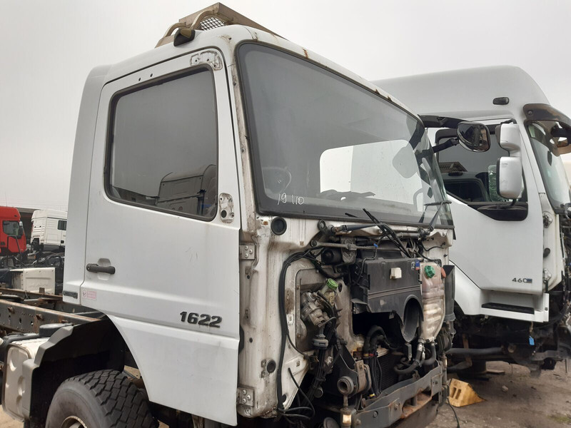 Mercedes-Benz - الكابينة والداخلية - شاحنة: صور 3 Mercedes-Benz - الكابينة والداخلية - شاحنة: صور 3