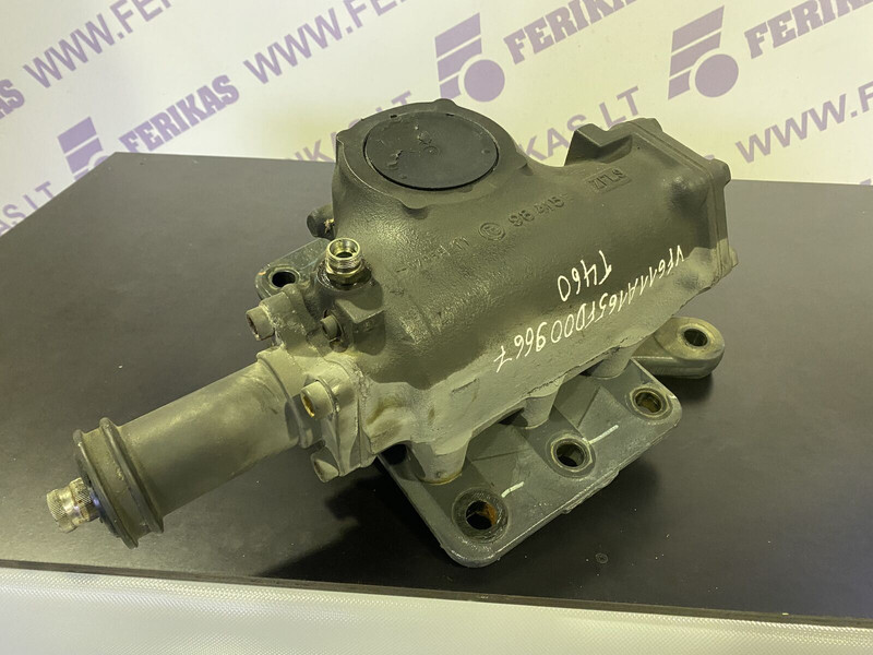 Renault T steering gear - عمود التوجيه - شاحنة: صور 3 Renault T steering gear - عمود التوجيه - شاحنة: صور 3