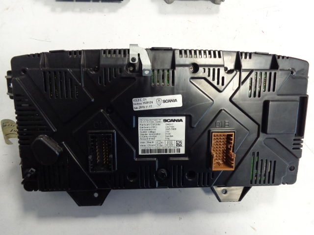 Scania Instrument cluster fully working - لوحة القيادة - شاحنة: صور 3 Scania Instrument cluster fully working - لوحة القيادة - شاحنة: صور 3