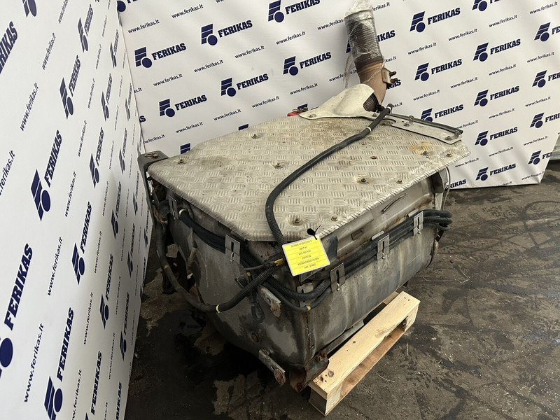 Scania exhaust catalyst, silencer - محول حفزي - شاحنة: صور 2 Scania exhaust catalyst, silencer - محول حفزي - شاحنة: صور 2