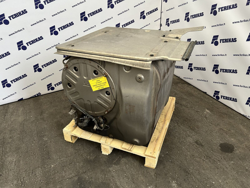 Scania exhaust catalyst - محول حفزي - شاحنة: صور 1 Scania exhaust catalyst - محول حفزي - شاحنة: صور 1