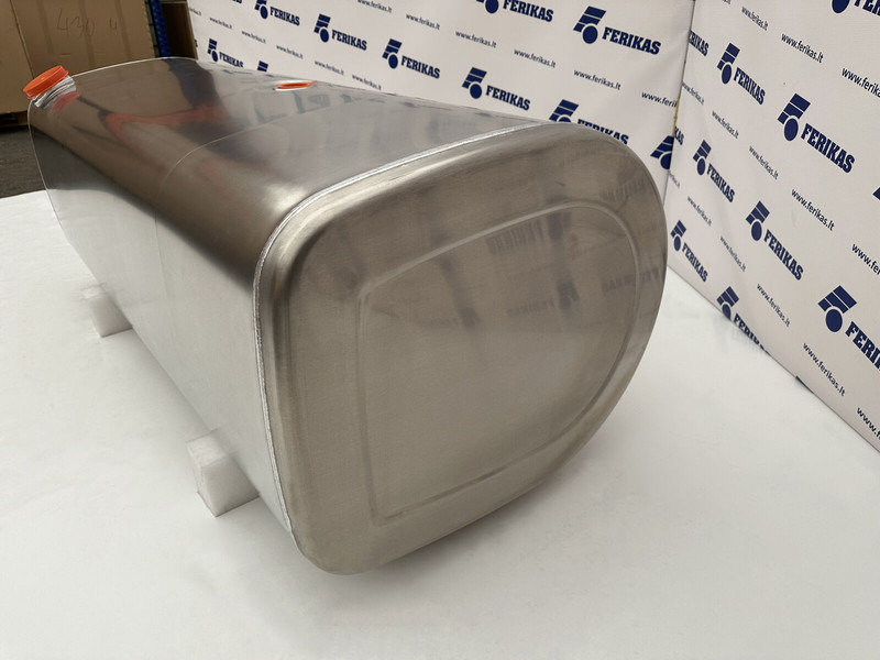 Volvo New aluminum fuel tank 475L - خزان وقود - شاحنة: صور 2 Volvo New aluminum fuel tank 475L - خزان وقود - شاحنة: صور 2