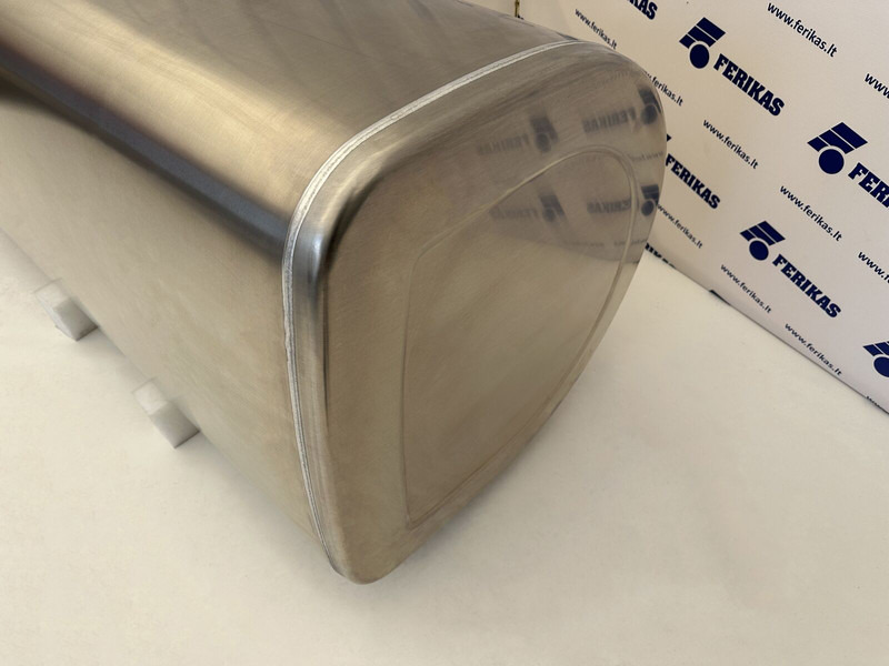 Volvo New aluminum fuel tank 650L - خزان وقود - شاحنة: صور 3 Volvo New aluminum fuel tank 650L - خزان وقود - شاحنة: صور 3