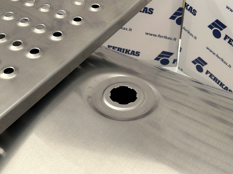 Volvo New aluminum fuel tank 700L - خزان وقود - شاحنة: صور 5 Volvo New aluminum fuel tank 700L - خزان وقود - شاحنة: صور 5