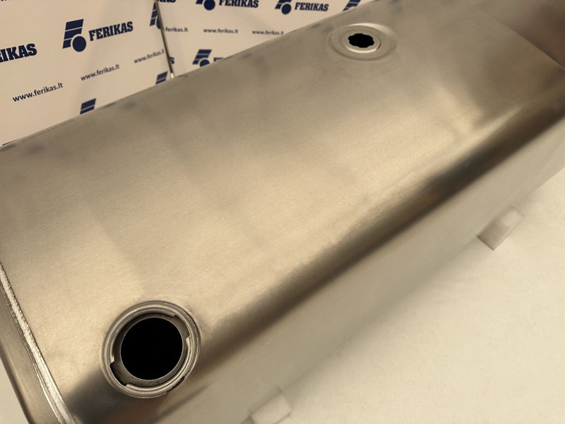 Volvo - خزان وقود - شاحنة: صور 4 Volvo - خزان وقود - شاحنة: صور 4