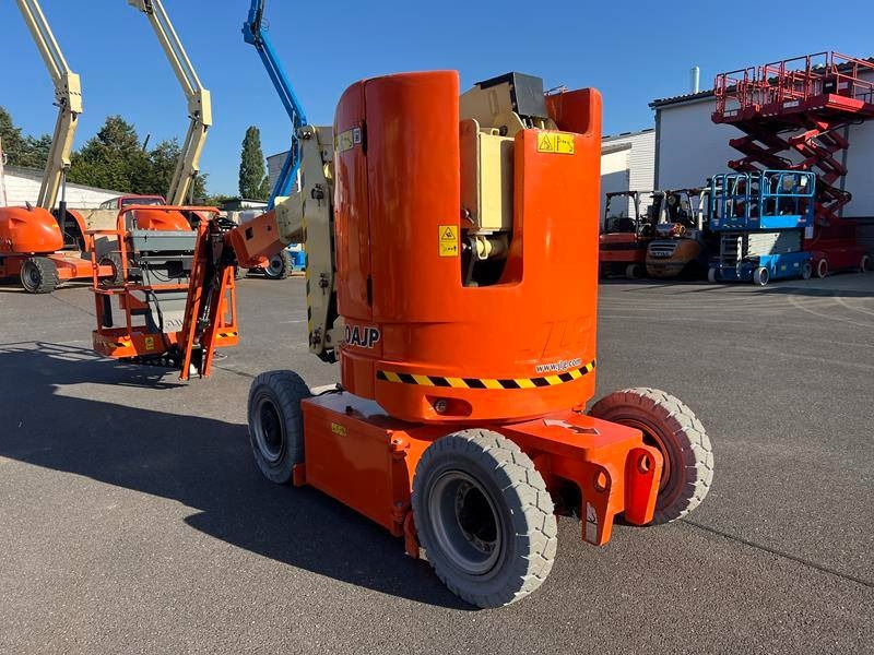 JLG E300 AJP elektro 11m (1791) - رافعات سلة مفصلية: صور 4 JLG E300 AJP elektro 11m (1791) - رافعات سلة مفصلية: صور 4