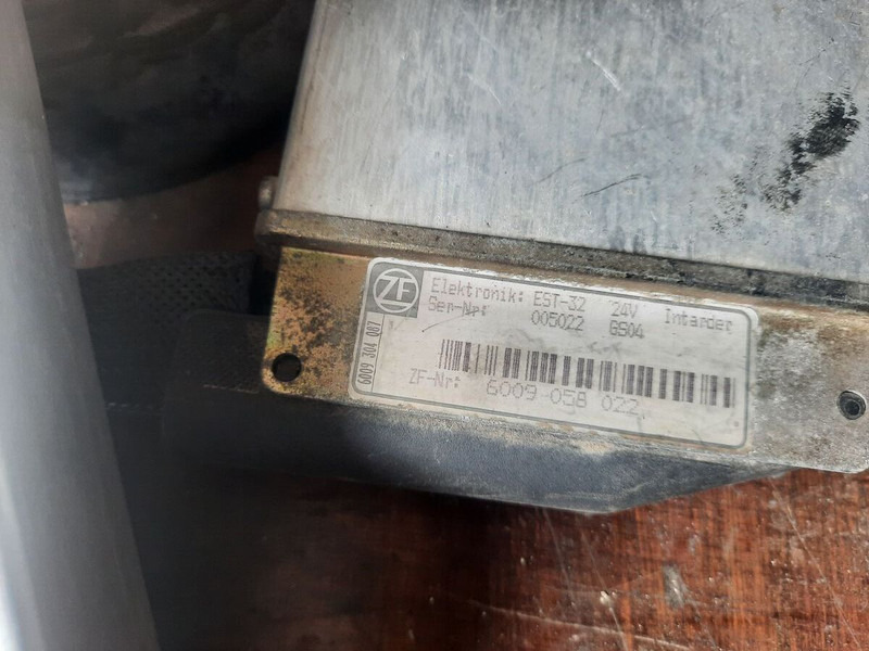 Bosch Bader 0504.1.A00 EST-32 - كتلة التحكم: صور 2 Bosch Bader 0504.1.A00 EST-32 - كتلة التحكم: صور 2