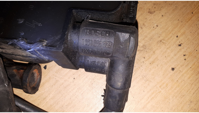 المحرك و قطع الغيار Bosch колпак свечи 15W263 катушка зажигания 08T199: صور 9