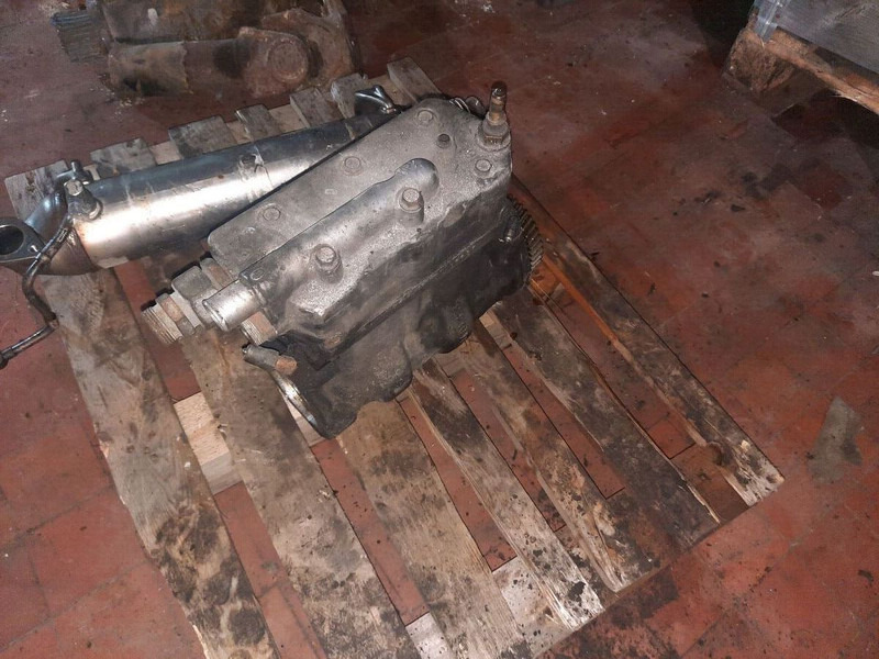 Cummins ISL egr Cooler - نظام العادم: صور 3 Cummins ISL egr Cooler - نظام العادم: صور 3