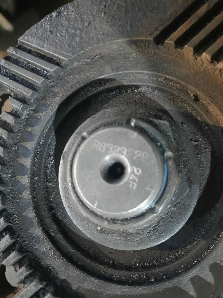 Eaton DANA R832321B - التفاضلية والعتاد - حافلة: صور 3 Eaton DANA R832321B - التفاضلية والعتاد - حافلة: صور 3