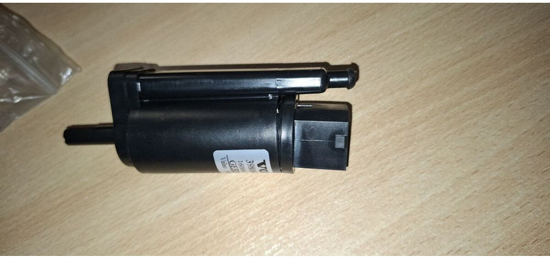 Hella 8TW 004 764-041 - قطع الغيار: صور 3 Hella 8TW 004 764-041 - قطع الغيار: صور 3