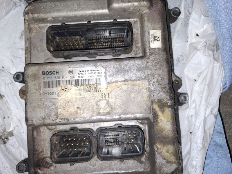 MAN BOSCH 0281001521. 0261200173 \ 020600009 - كتلة التحكم: صور 1 MAN BOSCH 0281001521. 0261200173 \ 020600009 - كتلة التحكم: صور 1