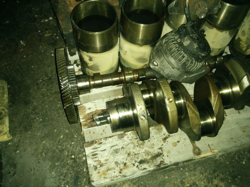 MAN E 2876 LOH 02 - المحرك و قطع الغيار: صور 2 MAN E 2876 LOH 02 - المحرك و قطع الغيار: صور 2