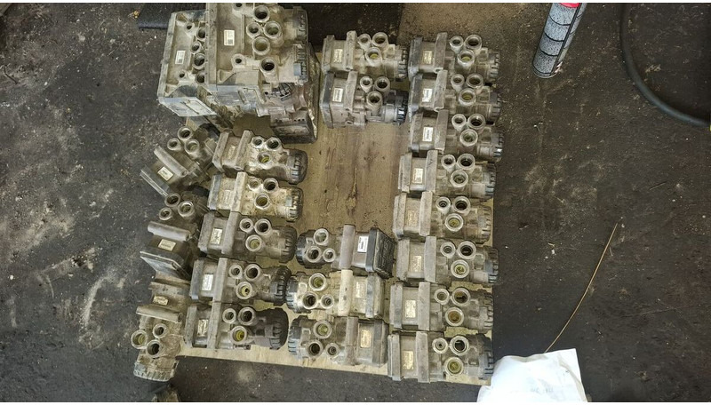 MAN Скания.Вольво - صمام: صور 1 MAN Скания.Вольво - صمام: صور 1