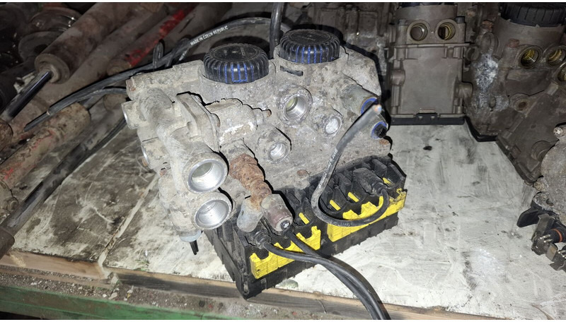 MAN Скания.Вольво - صمام: صور 2 MAN Скания.Вольво - صمام: صور 2