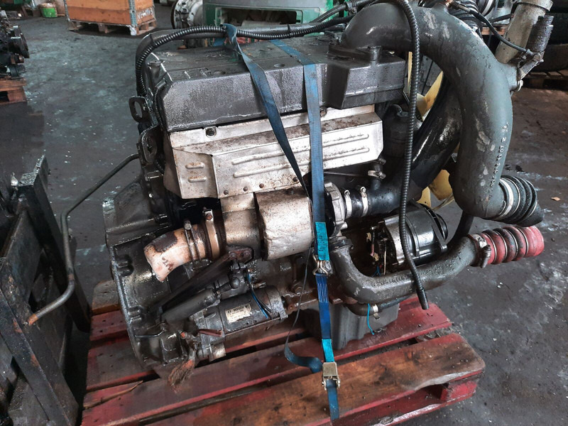 Mercedes-Benz OM 904 LA - المحرك: صور 1 Mercedes-Benz OM 904 LA - المحرك: صور 1