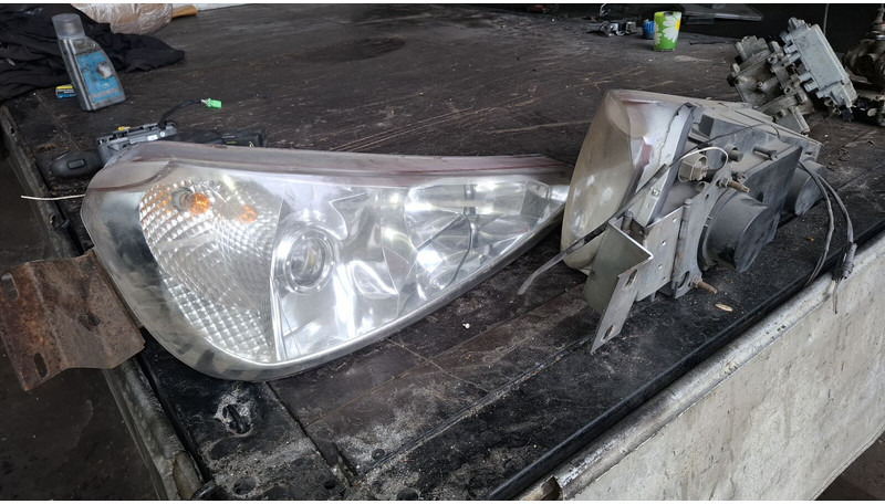 Scania Иризар Volvo. Ман. Мерседес - كشافات: صور 1 Scania Иризар Volvo. Ман. Мерседес - كشافات: صور 1