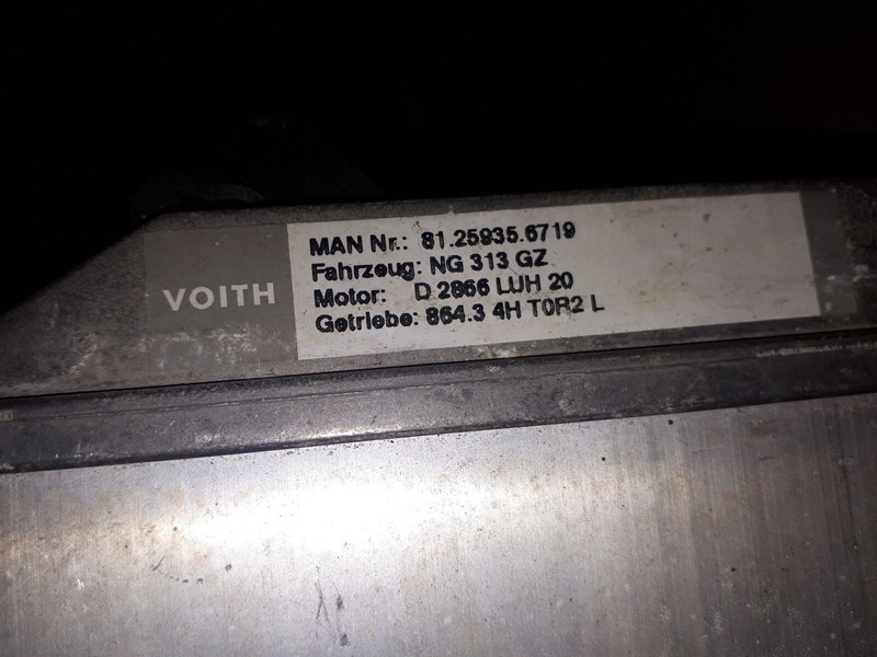 Scania VOITH 864.3E 4HT2R2 Неоплан Volvo - كتلة التحكم: صور 2 Scania VOITH 864.3E 4HT2R2 Неоплан Volvo - كتلة التحكم: صور 2
