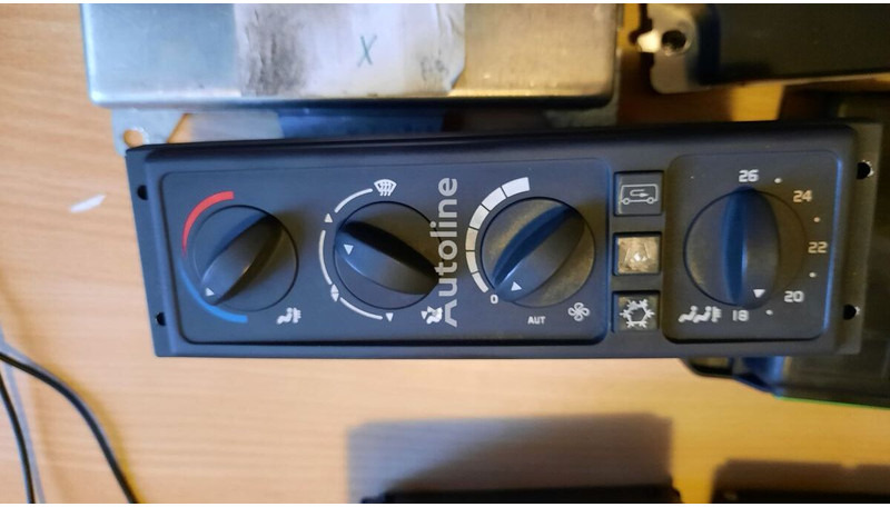 Volvo 20815236-P04. 70327101. 2054900 . 20744283-01. 3192577. 20815236 - كتلة التحكم: صور 2 Volvo 20815236-P04. 70327101. 2054900 . 20744283-01. 3192577. 20815236 - كتلة التحكم: صور 2