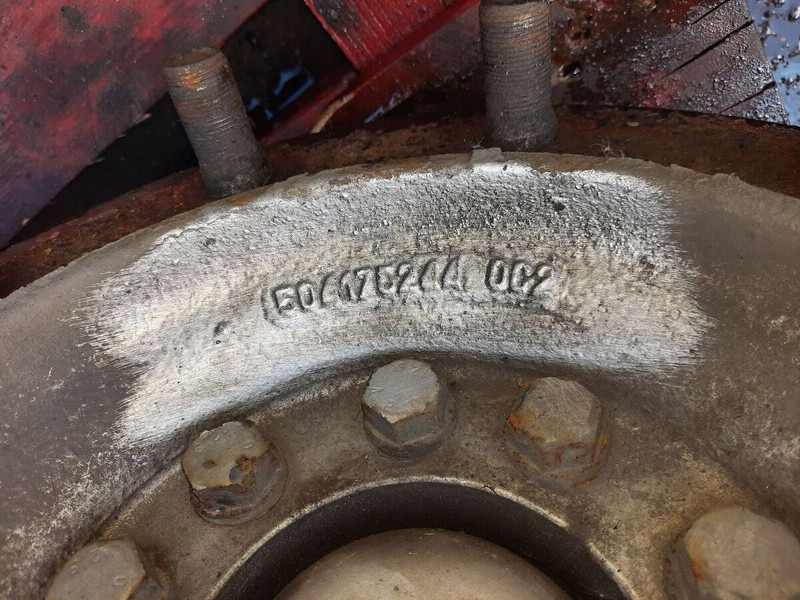 Volvo Iveko. Неоплан - محاور: صور 4 Volvo Iveko. Неоплан - محاور: صور 4