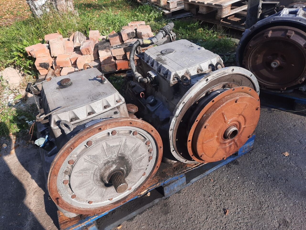 Volvo VOITH 864.5 \ 854.5 \ 854.3E. 864.3E/ 864.3/ 861/ 863 Volvo B12 / B7/ B10 - علبة التروس - حافلة: صور 1 Volvo VOITH 864.5 \ 854.5 \ 854.3E. 864.3E/ 864.3/ 861/ 863 Volvo B12 / B7/ B10 - علبة التروس - حافلة: صور 1