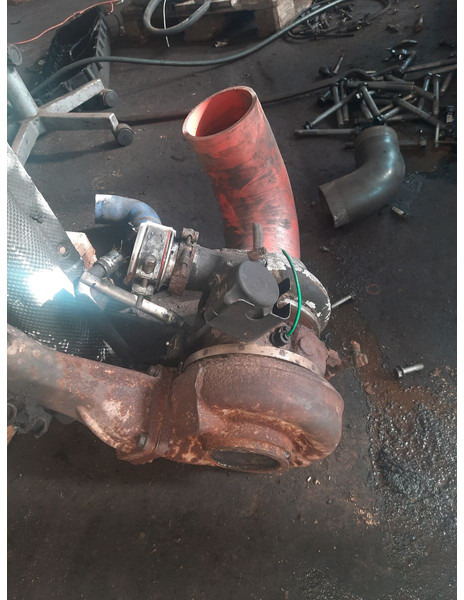 Volvo Вольво HOLSET HX40M . HX40G - الشاحن التوربيني: صور 1 Volvo Вольво HOLSET HX40M . HX40G - الشاحن التوربيني: صور 1