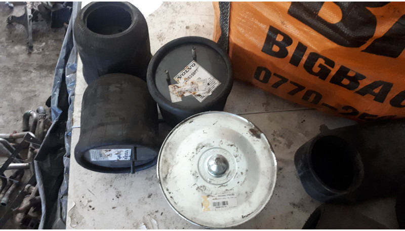 Volvo пневморессора . втулка стабилизатора - تعليق هوائي: صور 4 Volvo пневморессора . втулка стабилизатора - تعليق هوائي: صور 4