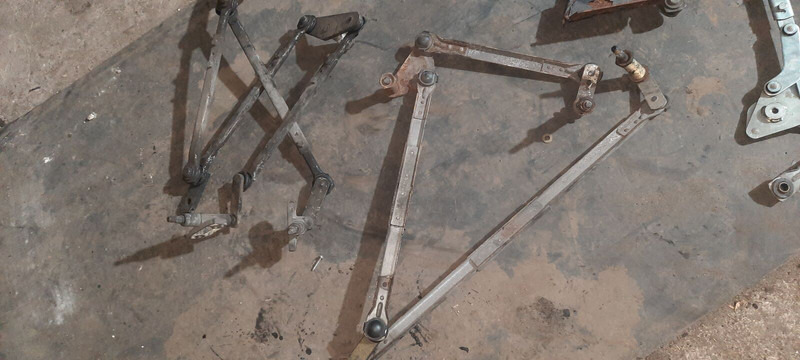 Volvo  - مساحة الزجاج الأمامي: صور 4 Volvo  - مساحة الزجاج الأمامي: صور 4