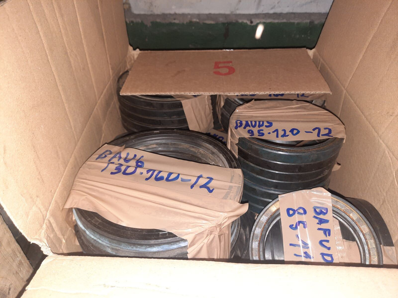 Volvo - محاور: صور 1 Volvo - محاور: صور 1