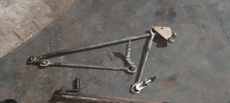 Volvo  - مساحة الزجاج الأمامي: صور 5 Volvo  - مساحة الزجاج الأمامي: صور 5