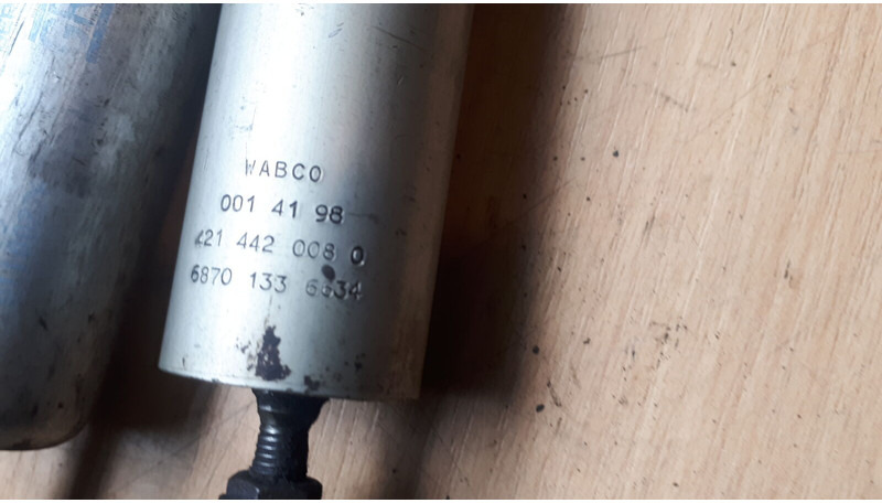 Wabco Scania - امتصاص الصدمات: صور 1 Wabco Scania - امتصاص الصدمات: صور 1