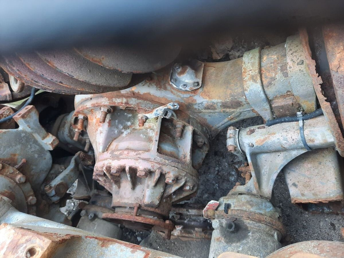 ZF Eaton Neoplan 660.4.22 Mersedes 407. Citara-2.84 DAF-1339G.2.93 Scania - المحور الخلفي - حافلة: صور 5 ZF Eaton Neoplan 660.4.22 Mersedes 407. Citara-2.84 DAF-1339G.2.93 Scania - المحور الخلفي - حافلة: صور 5