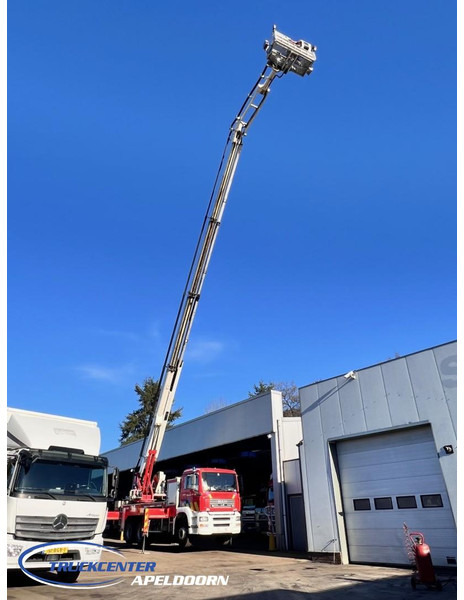MAN TGA 26.350 Magirus ALP 320L = 32 meter, Waterpump, 6x4, Steel springs - شاحنة: صور 1 MAN TGA 26.350 Magirus ALP 320L = 32 meter, Waterpump, 6x4, Steel springs - شاحنة: صور 1