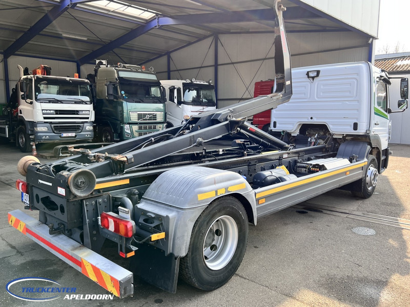 Mercedes-Benz Atego 1527 Manuel, Euro 6, HIAB 10 Tons - شاحنة ذات الخطاف: صور 2 Mercedes-Benz Atego 1527 Manuel, Euro 6, HIAB 10 Tons - شاحنة ذات الخطاف: صور 2