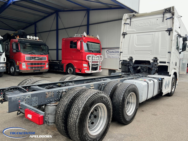 Scania R650 V8 NGS 6x4, Standclima, PTO, Retarder - الشاسيه شاحنة: صور 2 Scania R650 V8 NGS 6x4, Standclima, PTO, Retarder - الشاسيه شاحنة: صور 2