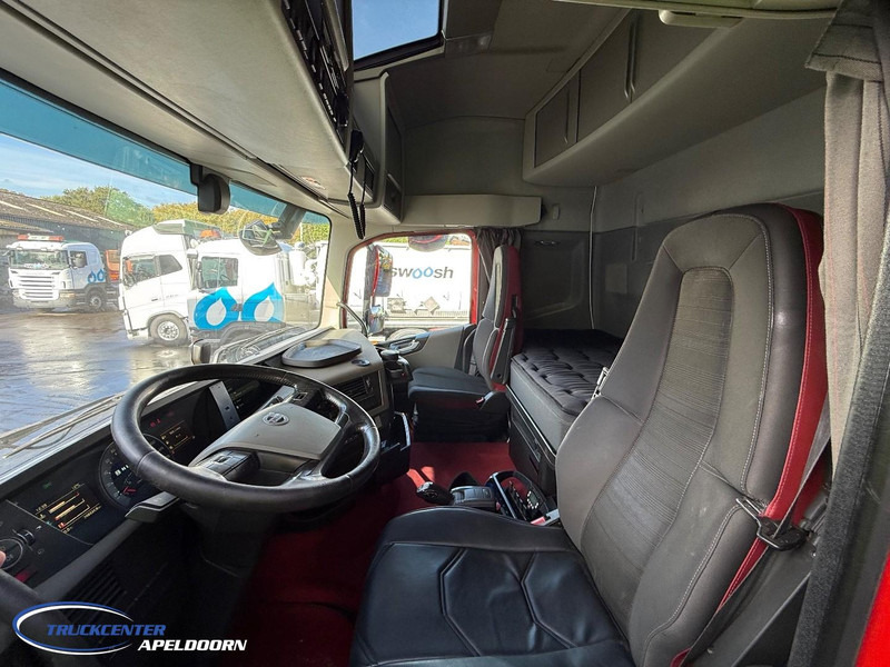 Volvo FH 500 8x4, HMF 2120 K4 + Rotator, + Krone trailer - شاحنات مسطحة, شاحنة كرين: صور 5 Volvo FH 500 8x4, HMF 2120 K4 + Rotator, + Krone trailer - شاحنات مسطحة, شاحنة كرين: صور 5