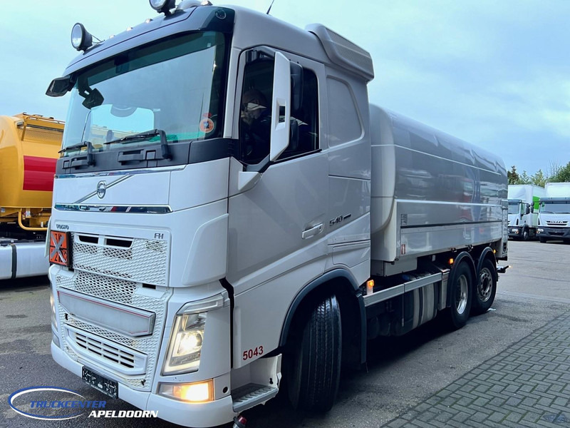 Volvo FH 540 HMK Bilcon 18800 Liter ADR, Retarder, Steering axle - شاحنة صهريج: صور 3 Volvo FH 540 HMK Bilcon 18800 Liter ADR, Retarder, Steering axle - شاحنة صهريج: صور 3