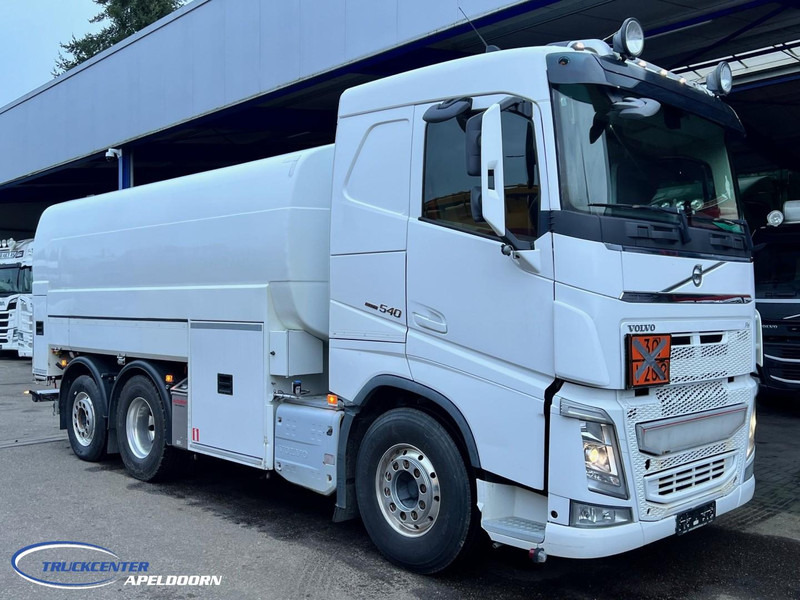 Volvo FH 540 HMK Bilcon 18800 Liter ADR, Retarder, Steering axle - شاحنة صهريج: صور 1 Volvo FH 540 HMK Bilcon 18800 Liter ADR, Retarder, Steering axle - شاحنة صهريج: صور 1