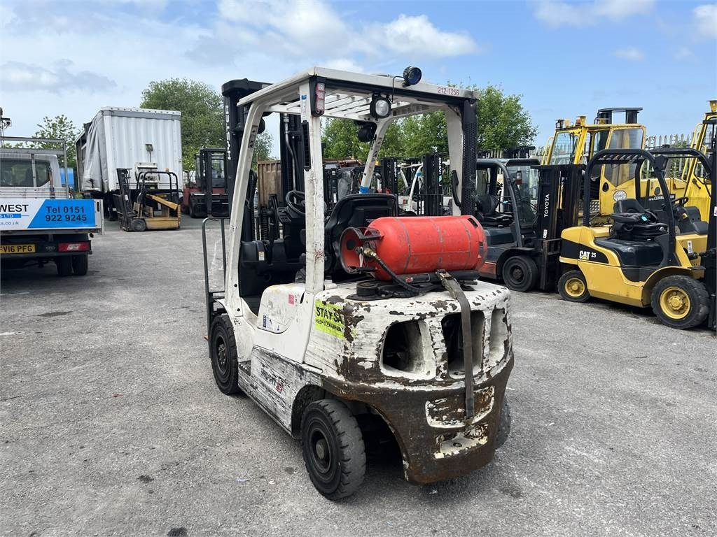 Hyster H2.5FT - رافعة شوكية تعمل بالغاز: صور 5 Hyster H2.5FT - رافعة شوكية تعمل بالغاز: صور 5