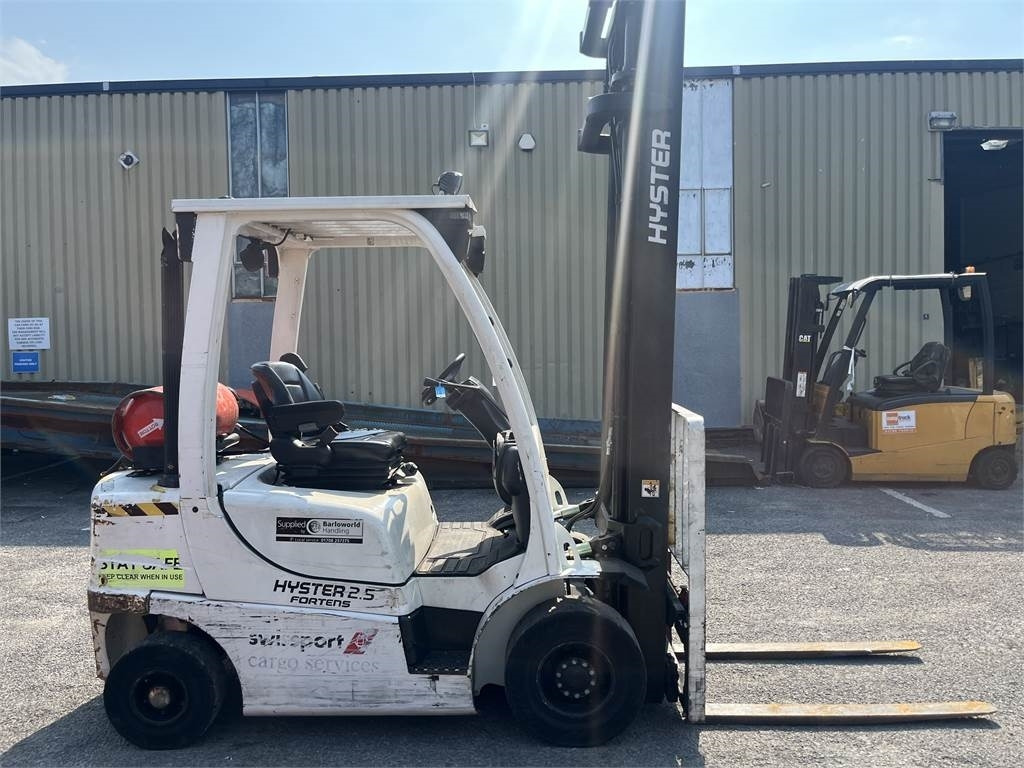 Hyster H2.5FT - رافعة شوكية تعمل بالغاز: صور 4 Hyster H2.5FT - رافعة شوكية تعمل بالغاز: صور 4