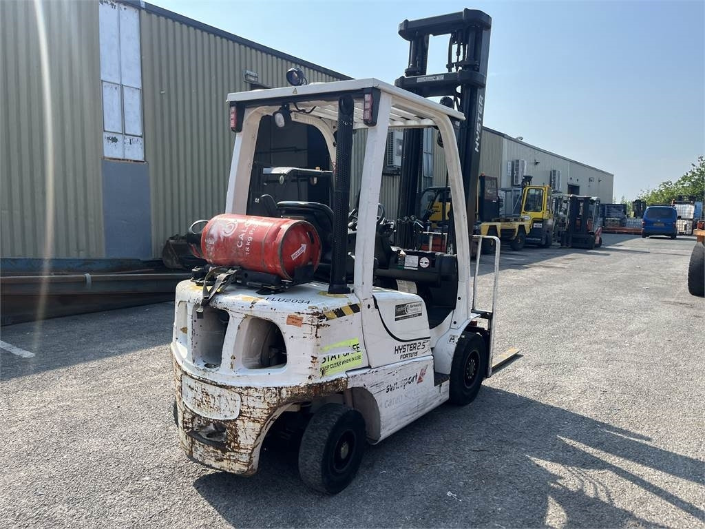 Hyster H2.5FT - رافعة شوكية تعمل بالغاز: صور 5 Hyster H2.5FT - رافعة شوكية تعمل بالغاز: صور 5