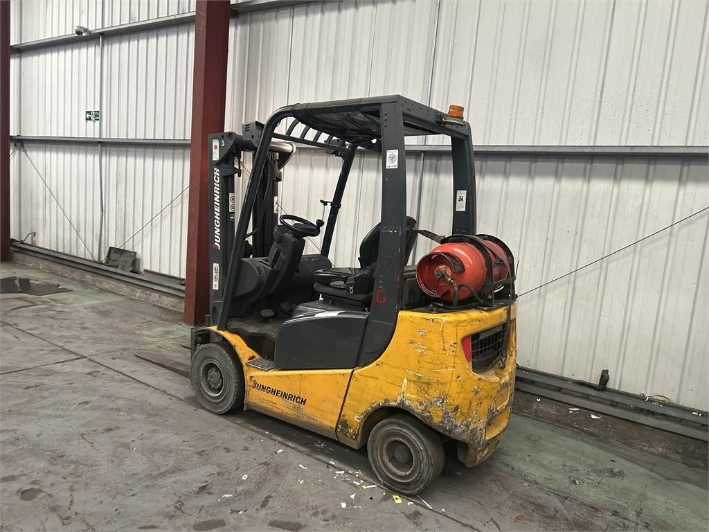 Jungheinrich TFG320 - رافعة شوكية تعمل بالغاز: صور 3 Jungheinrich TFG320 - رافعة شوكية تعمل بالغاز: صور 3